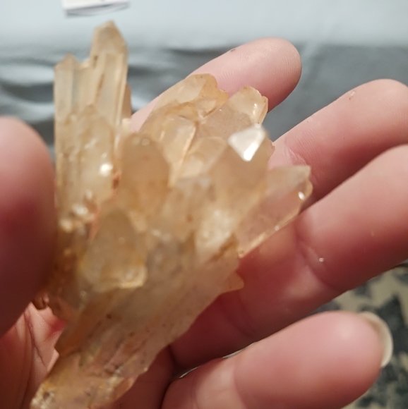 Smokey gray quartz, this is originally from Arkansas near Mount Ida. - Picture 10 of 16